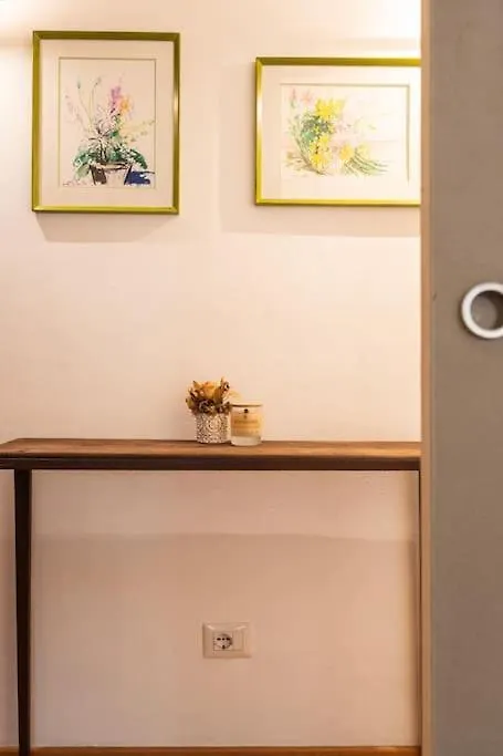 Elegante Trilocale Nel Cuore Di Brera - Mirable Pm Milan 0*,  Italy