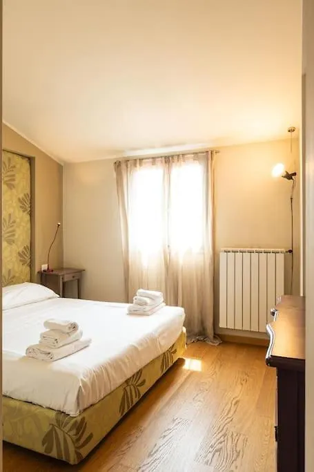 Elegante Trilocale Nel Cuore Di Brera - Mirable Pm Milan Apartment